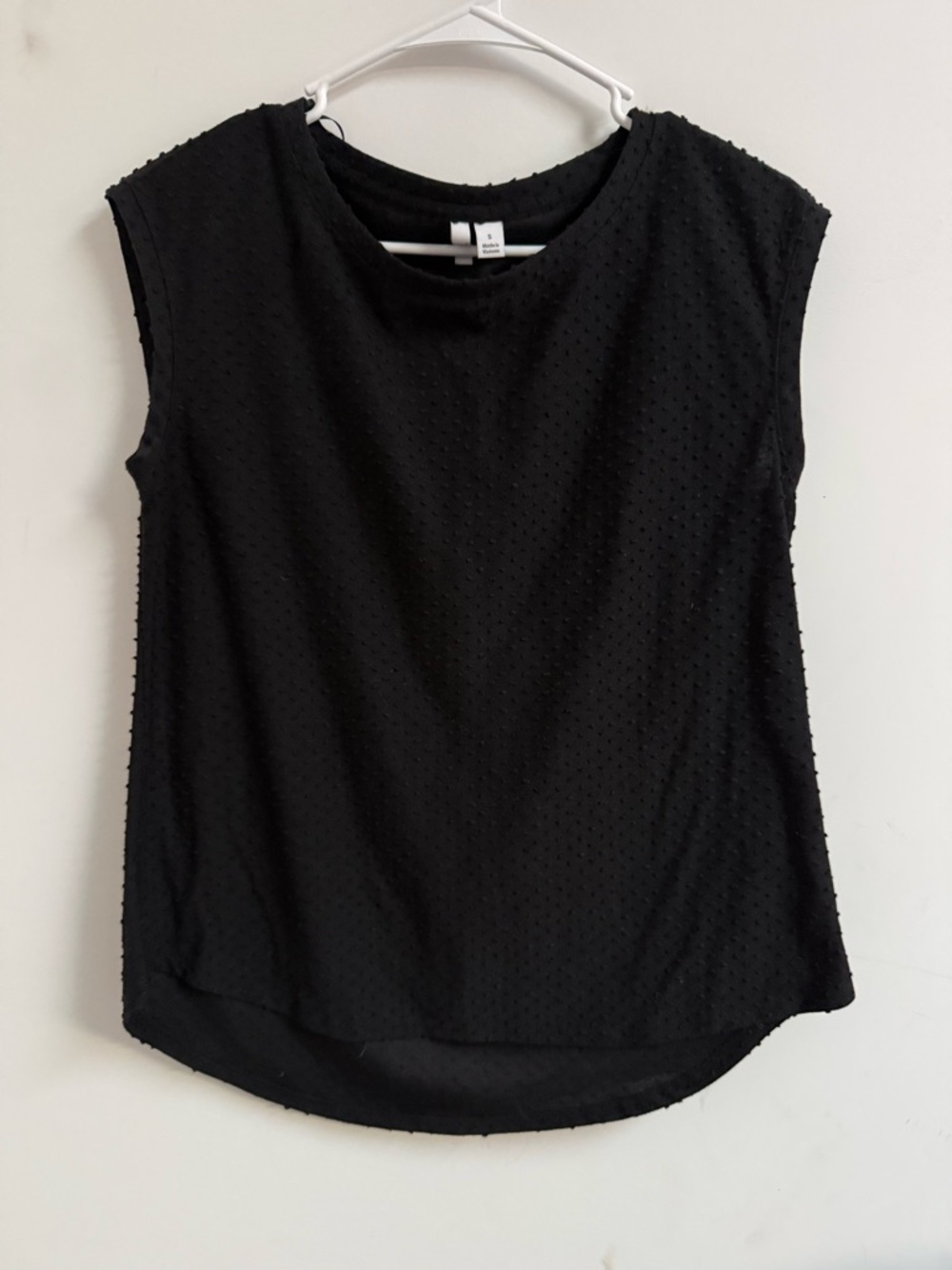 Elle Black Sleeveless Dot-Texture Tank Top